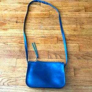 Madewell crossbody bag in grape leather color. Good condition.